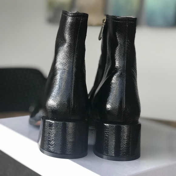 ROBERTO FESTA BLACK PATENT ANKLE BOOTS - Picture 5 of 11